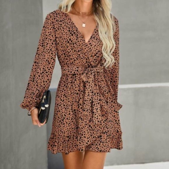 Dalmatian print ruffle hem wrap belted dress - Picture 3 of 7